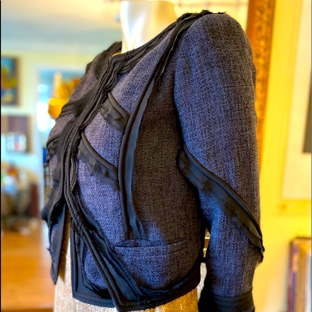 Elizabeth and James Jacket - Picture 5 of 12